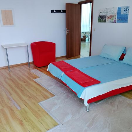 802, Spacy Apm With Sea View. Apartman Primorszko Kültér fotó